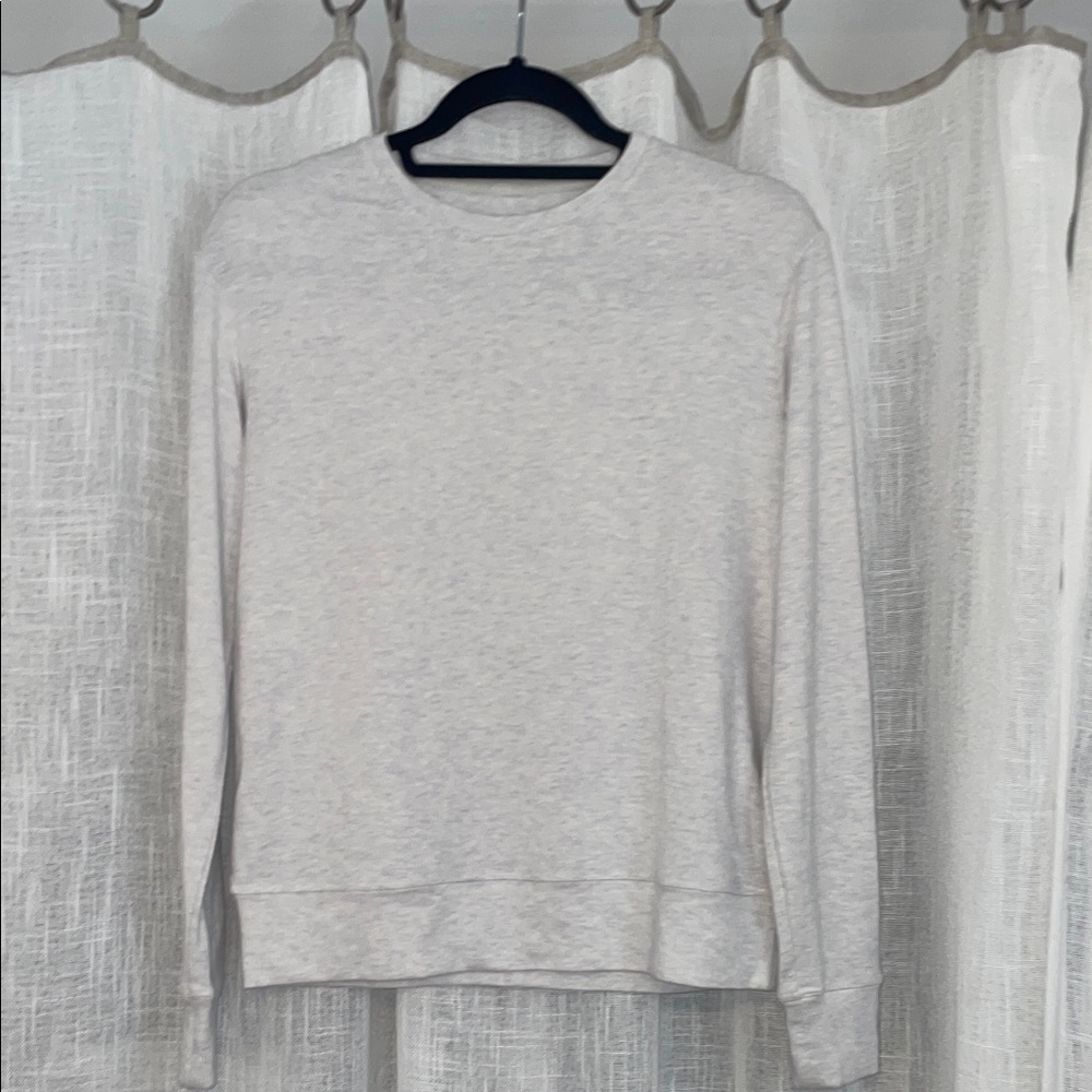 Kit and Ace Heather Gray Crewneck Top